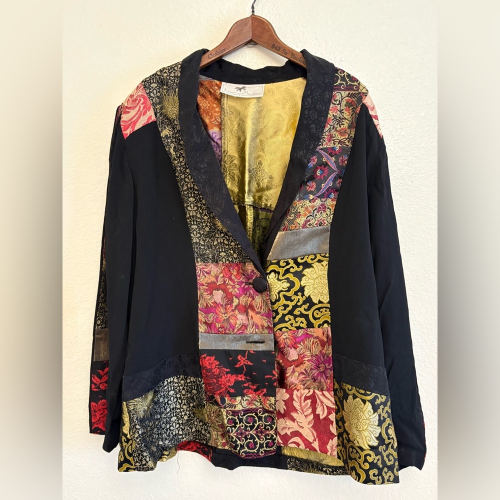 Elegant Black and Multicolor Women's Blazer